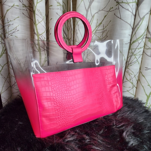 Vince Camuto barbie purse - Picture 1 of 10